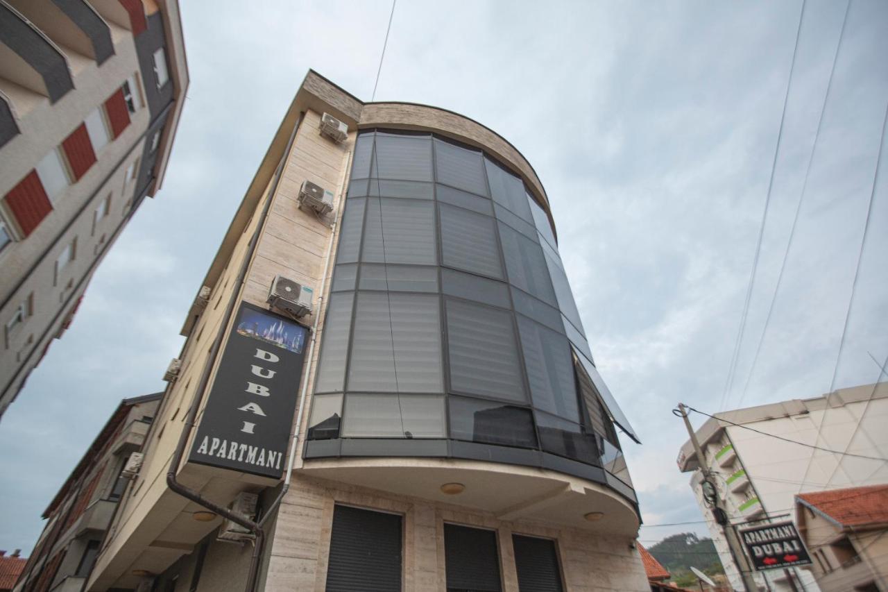 Apartmani Rekic-Dubai โนวีปาซาร์ ภายนอก รูปภาพ