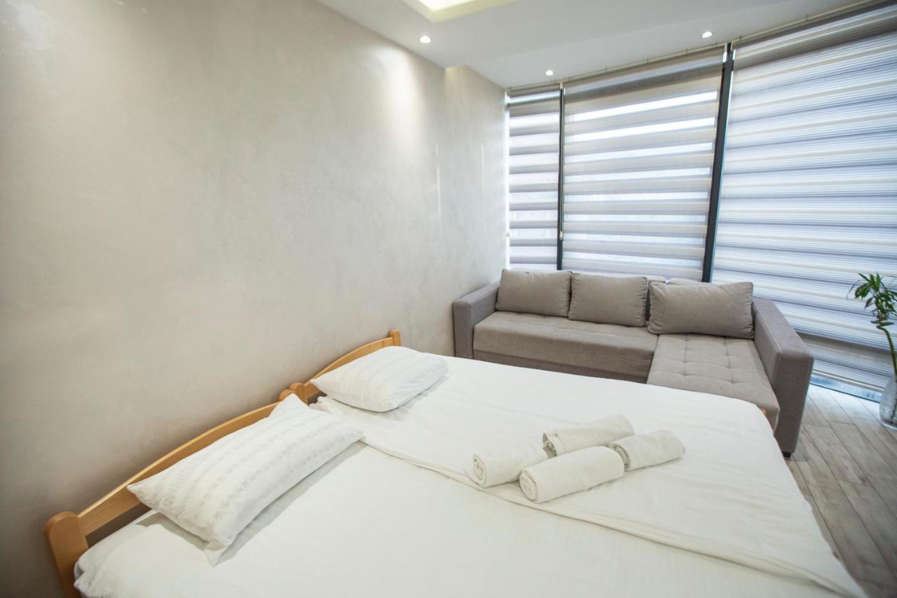 Apartmani Rekic-Dubai โนวีปาซาร์ ภายนอก รูปภาพ